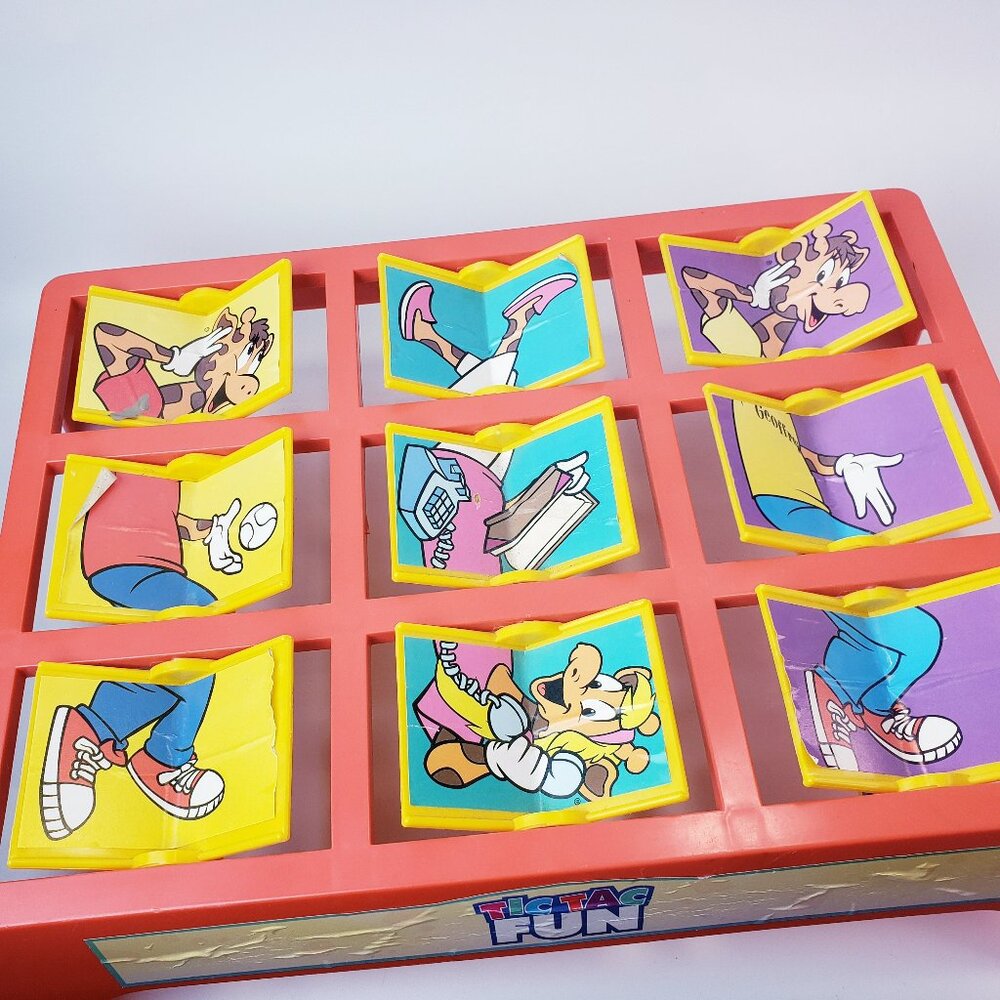 Vintage 1998 Toys R’ Us Geoffrey The Giraffe Tic Tac Fun Game toss across